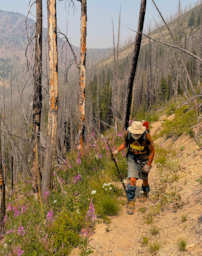 Sid/CrescentLk_0008_20260809_Gary_Hiking_2016